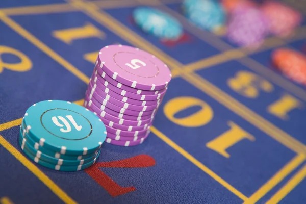 Live Macau Pools dealer studio with numbered ball draw equipment
